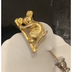 Vintage Gold Tone Koala in Tree Brooch Pin